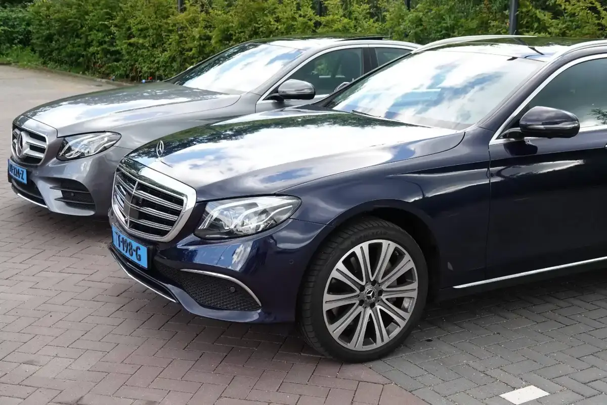 Mercedes E-Klasse taxi’s van Taxi Centrale Efteling